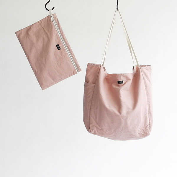 LIGHT PINK